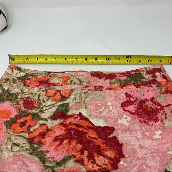 Talbots Floral Pencil Skirt. NWOT. I accidentally ripped the tag off. - Picture 7 of 11